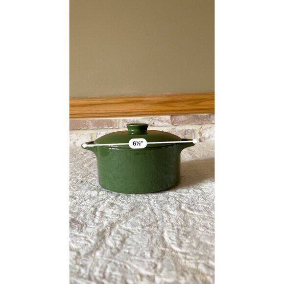 Round Ceramic Cocotte Set By Brocc Your Body Minimalist Style White & Green - Picture 14 of 15